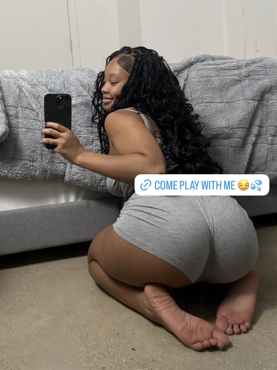 Justlovecea story image